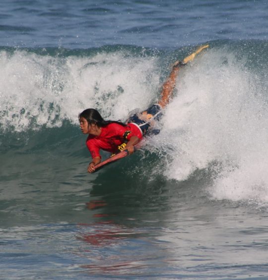 Oaxaca se cuelga cuatro medallas en el primer día del surfing