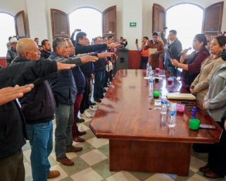 En paz, ocurre relevo de autoridades en municipios regidos por Sistemas Normativos Internos; hay 35 mujeres presidentes