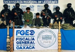 Desarticulan casa de seguridad de célula delictiva que operaba en límites entre Oaxaca y Veracruz; se hacían pasar por militares 