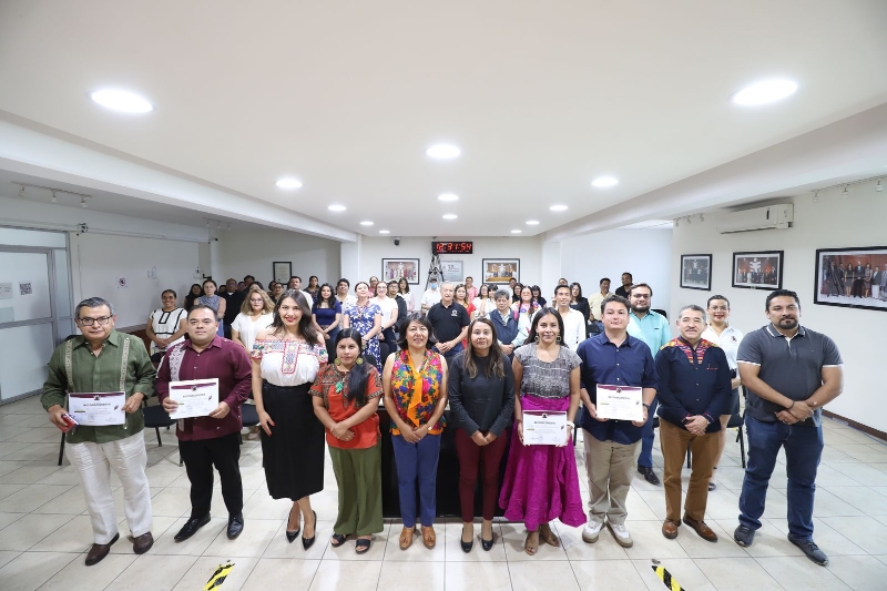 Presentan en el IEEPCO el libro “Transparencia y Acceso a la Información Pública”