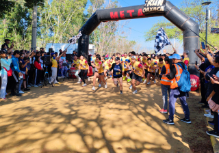 Alcanzan objetivo de carrera con causa “Gotas de alegría”