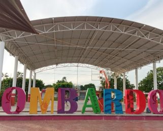 Acusan a profesor de primaria de agresión sexual contra alumnas en María Lombardo