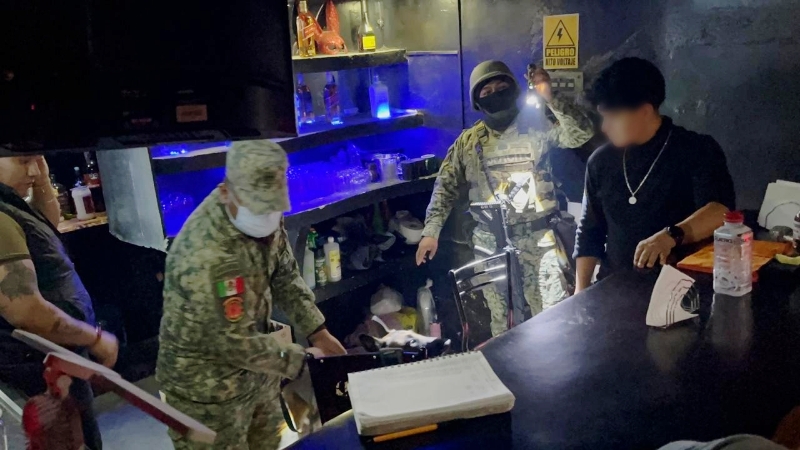 Implementan operativo en bares de la Mixteca de Oaxaca; hay dos detenidos 