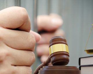 Queda en prisión preventiva padre por vender a su hija en Oaxaca 