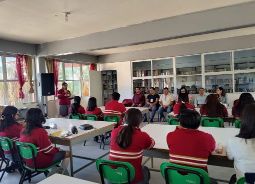 Imparten en el CETis 124, taller de periodismo y producción radiofónica en lengua materna