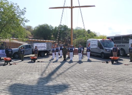 Brinda personal naval atención médica en comunidades del litoral oaxaqueño