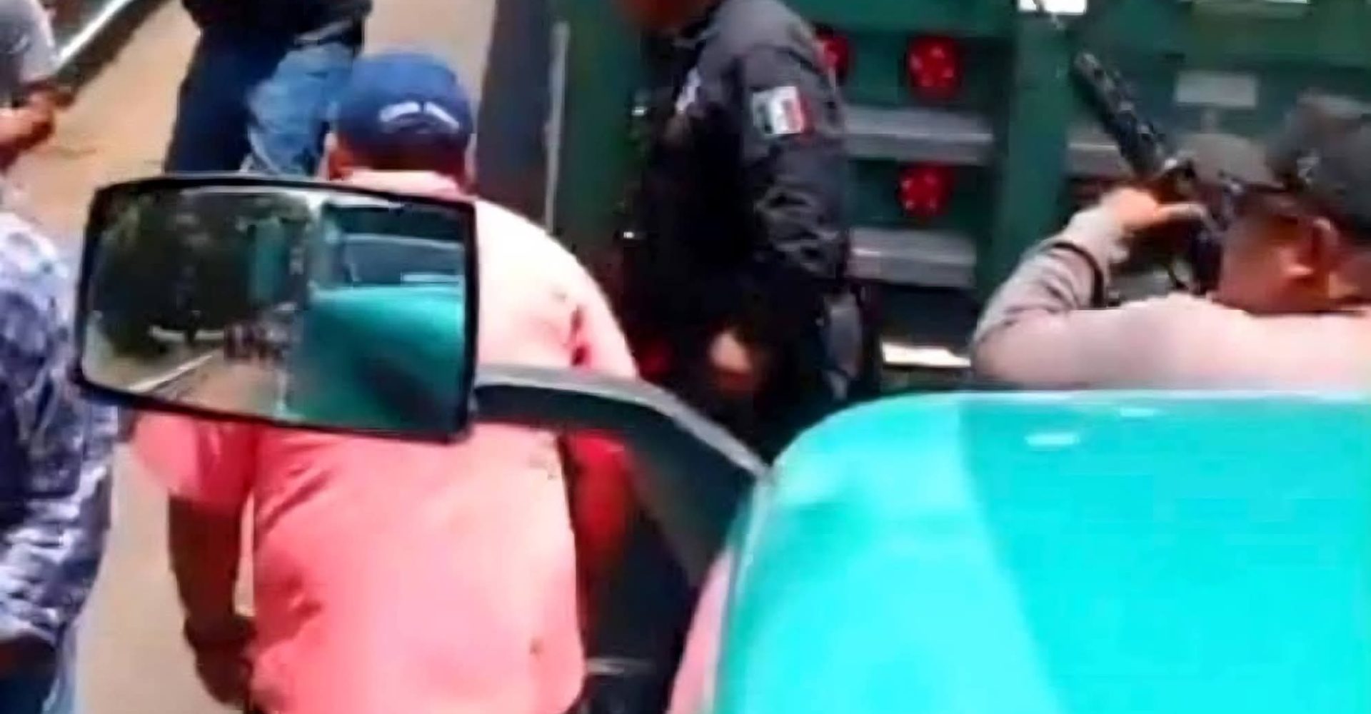 Declaran ante el Ministerio Público, edil, mandos y elementos policiales por violencia en Mitla