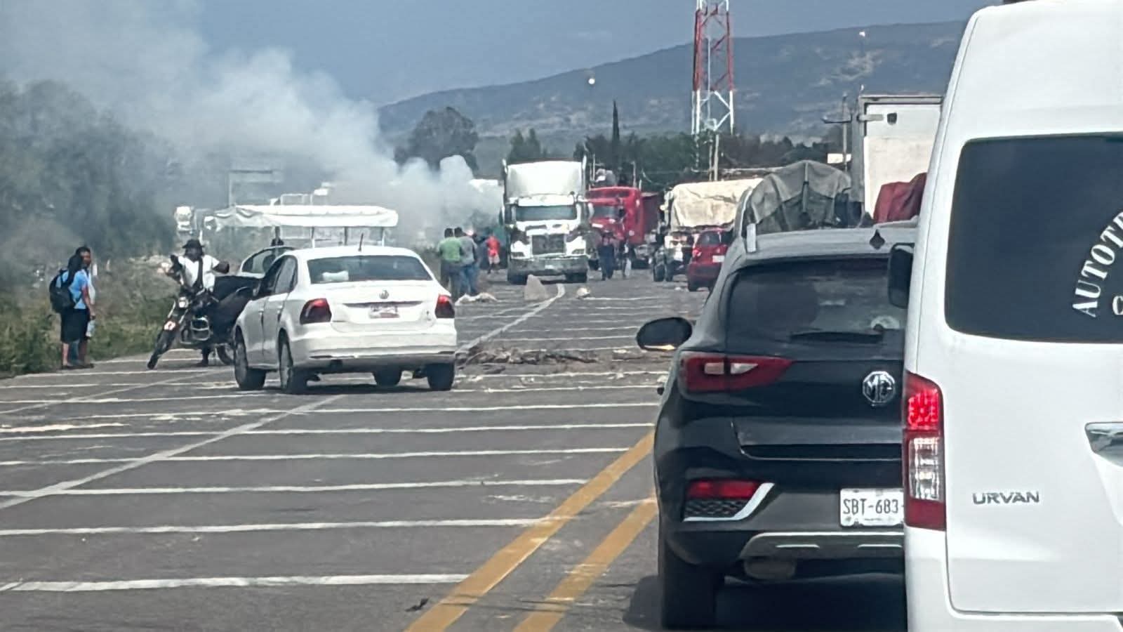 Investiga Fiscalía violencia durante bloqueo de Sección 22 en Mitla