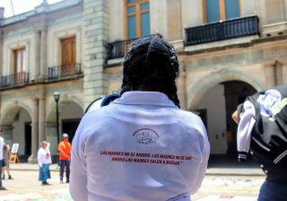 ‘Las madres no se rinden, las madres no se van…’