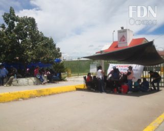 Reanuda Sección 22 el bloqueo a la planta de Pemex en Oaxaca; diversas gasolineras cierran
