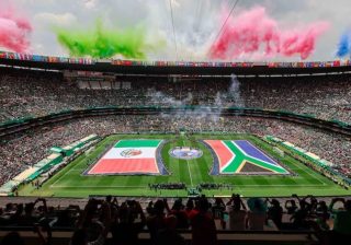 Mundial de Futbol, negocio multimillonario para unos cuantos