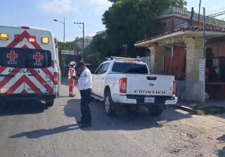 Atacan a balazos vehículo en que viajaba la agente de Salinas del Marqués 