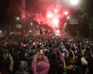 Mueren tres personas en la Ciudad de México por asfixia tras festejo por mundial de futbol