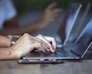 Sufren ciberacoso 19.4 millones de usuarios de internet en México; Oaxaca, entre los cuatro estados con más casos: INEGI