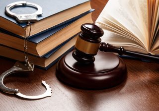 Vinculan a proceso a supervisor escolar por presunta omisión en caso de pederastia en agravio de tres niñas en comunidad de María Lombardo