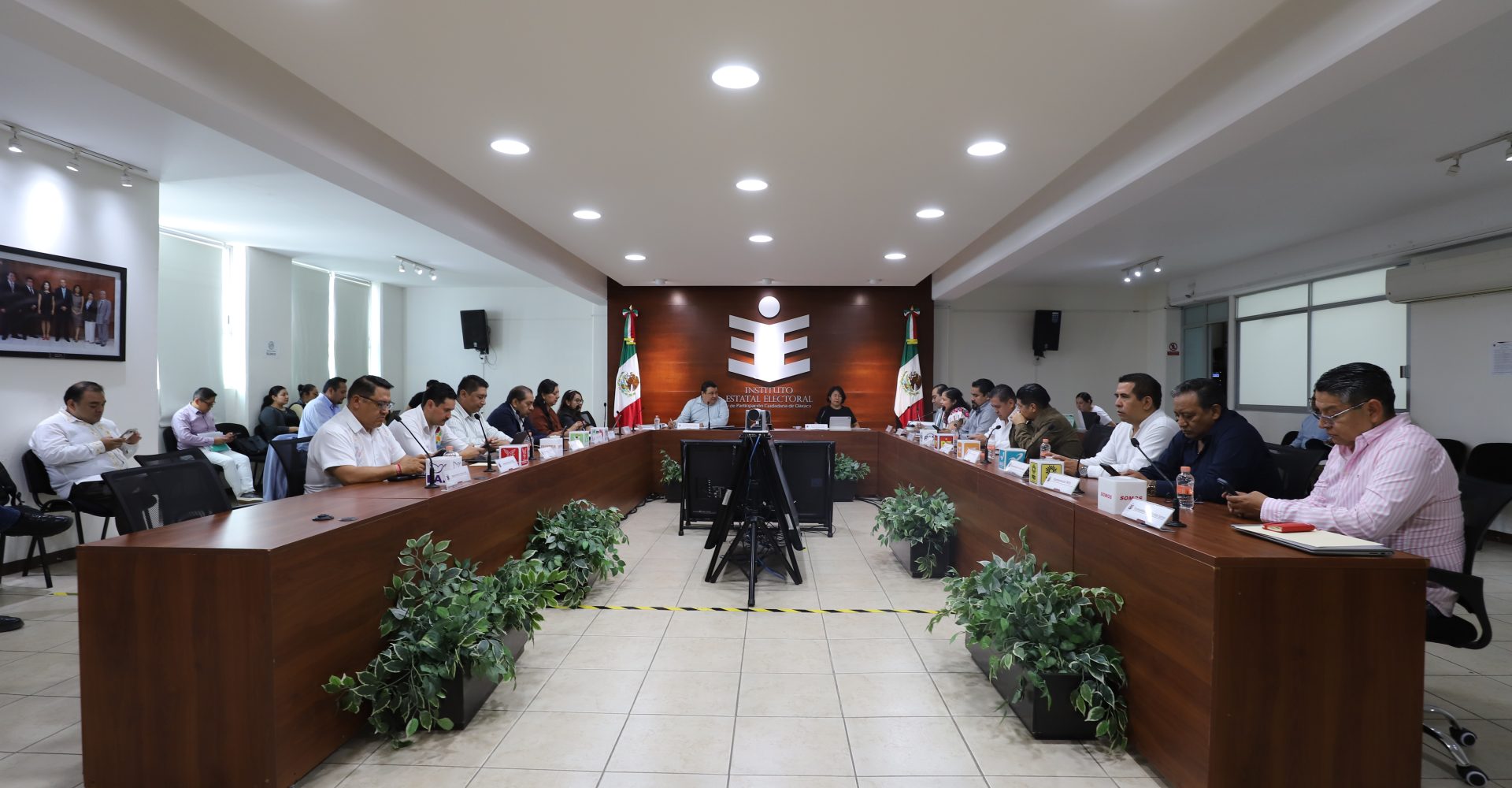 En sesión ordinaria, IEEPCO da seguimiento a actividades institucionales