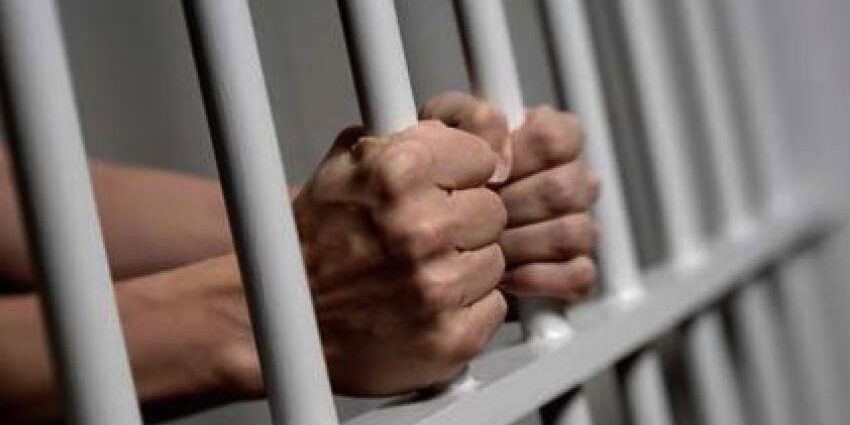 Vinculan a proceso a hombre señalado de extorsión y asociación delictuosa en Loxicha