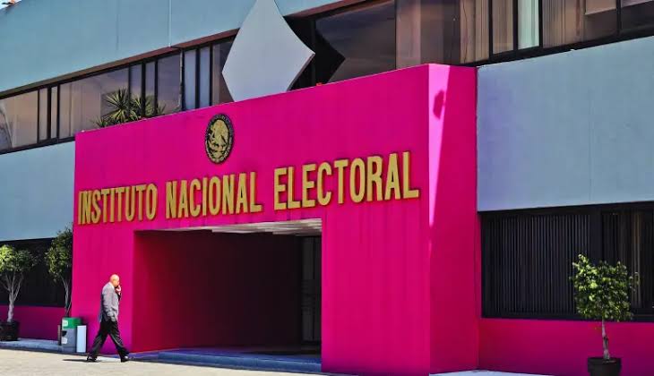 Suman 15 trabajadores despedidos del INE tras salida de Taddei 