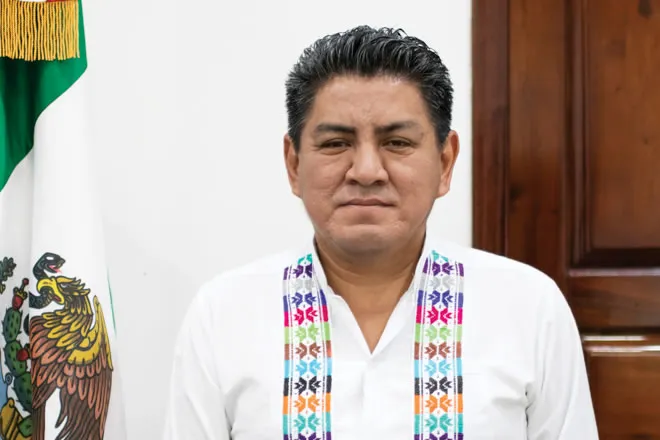 Detienen a Irineo Molina, expresidente de la Jucopo del Congreso de Oaxaca 